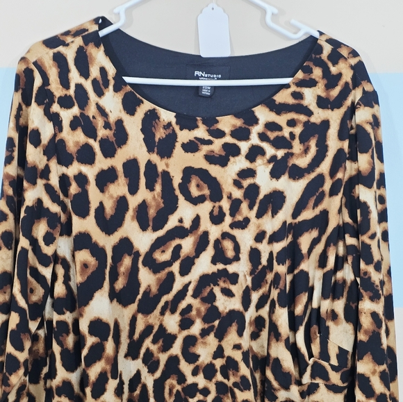 Ronni Nicole Plus Size Leopard Print Midi Dress - Picture 6 of 9